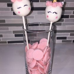 Jasmine's Custom Cakepops - Unicorn cakepops. My favorite so far!