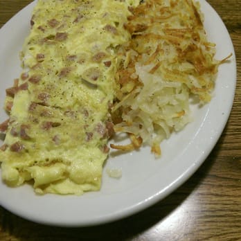 Lisbon Cafe - Corn beef and swiss omlet with hash browns. - Breakfast & Brunch Near Me - Milwaukee, Wisconsin