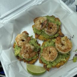 Tostones with shrimp Tostones with shrimp