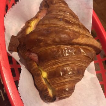 Smartbean Coffee House - Egg croissant with prosciutto - Breakfast & Brunch Near Me - Hialeah, Florida Smartbean Coffee House - Egg croissant with prosciutto - Breakfast & Brunch Near Me - Hialeah, Florida