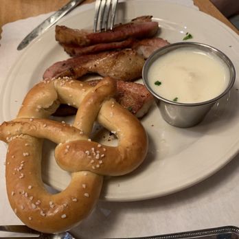 Cafe Old Vienna - German Near Me - Myrtle Beach, South Carolina