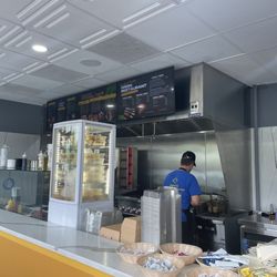Opas Gyros & Souvlaki - Interior