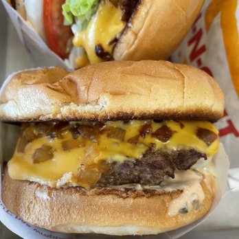 In-N-Out Burger - Cheeseburger - Fast Food Near Me - Escondido, California In-N-Out Burger - Cheeseburger - Fast Food Near Me - Escondido, California