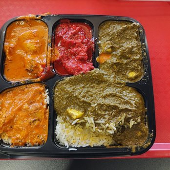 Curry Time - 3-item combo.  Chicken Tikka masala, saag paneer and chicken vindaloo. - Indian Near Me - El Monte, California