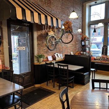 Just Peachy Cafe - a bicycle on the wall - Breakfast & Brunch Near Me - Shelbyville, Indiana