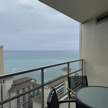 Ka La'i Waikiki Beach, LXR Hotels & Resorts - Partial ocean view - Hotels Near Me - Honolulu, Hawaii Ka La'i Waikiki Beach, LXR Hotels & Resorts - Partial ocean view - Hotels Near Me - Honolulu, Hawaii