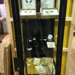 Le Marais - Cuentan con accesorios, bolsos... de lo más originales