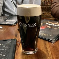 Mother Bear's Pizza Campus - Guinness