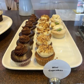 Sweeterie - How many minis do you want? - Desserts Near Me - Cincinnati, Ohio