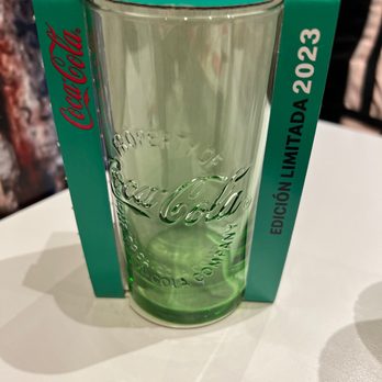 McDonald's - Free glass - Burgers Near Me - Barcelona, B McDonald's - Free glass - Burgers Near Me - Barcelona, B
