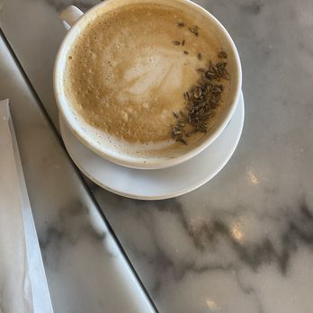 Le Cafe Du Val - Lavender coffee - Cafes Near Me - Henderson, Nevada
