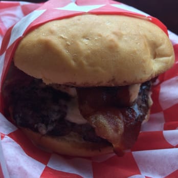 Lil Woody's - The Fig and the Pig - Burgers Near Me - Seattle, Washington