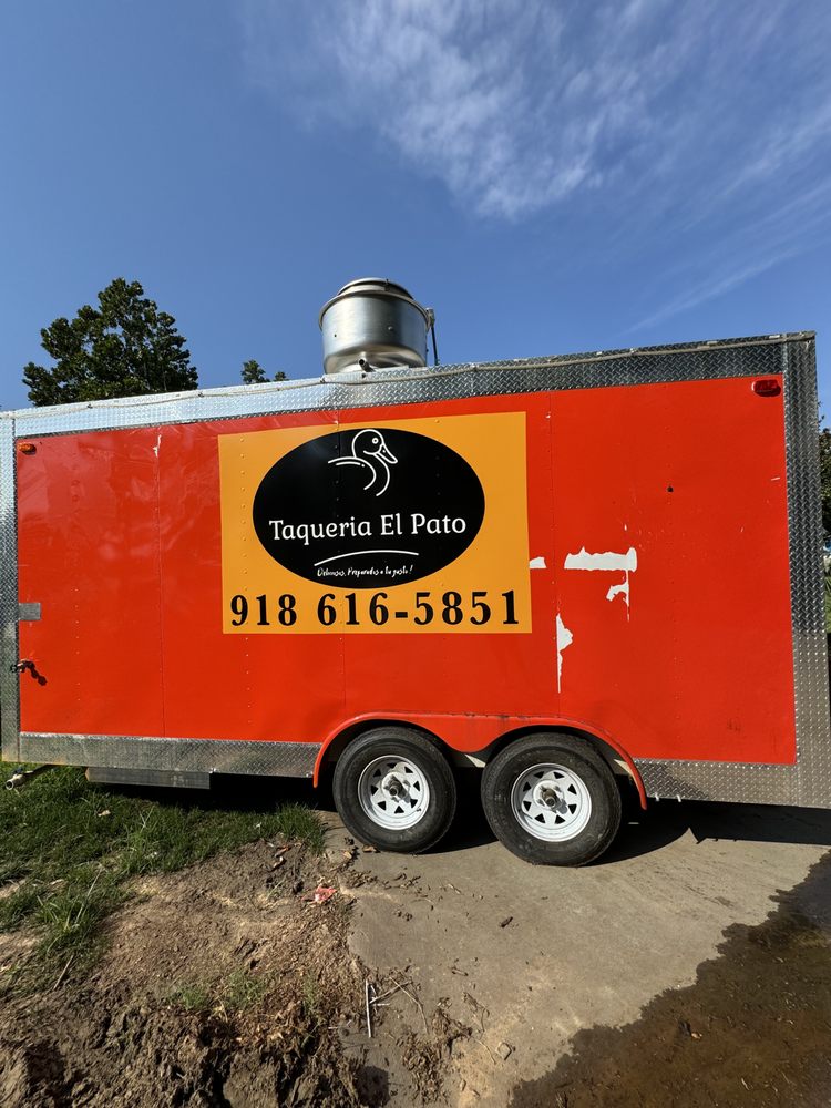 Food from Taqueria El Pato