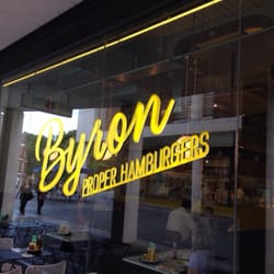 Byron Hamburgers - Outdoor sign