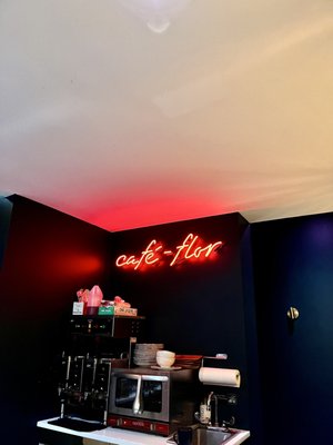 Café-Flor / Bar 21 by null