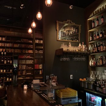Bunbury - Bar area - Argentine Near Me - Miami, Florida