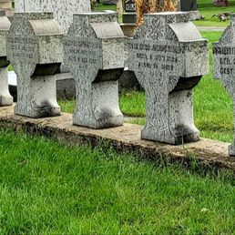 I don't know the story behind these graves, but I'd like to.