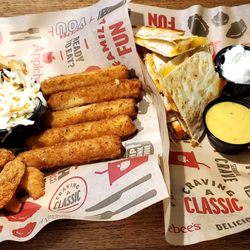Applebee's Grill + Bar