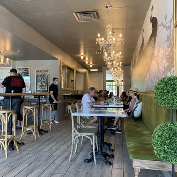 Le Cafe Du Val - Interior - Cafes Near Me - Henderson, Nevada