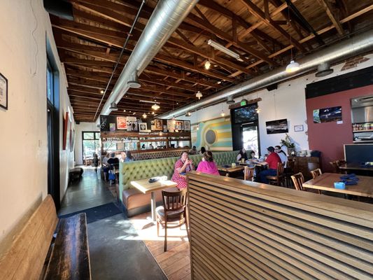 Gallo Blanco by null