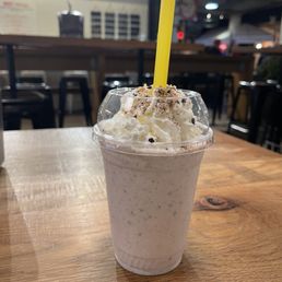 Two-Cookies & Cream Milkshake Two-Cookies & Cream Milkshake