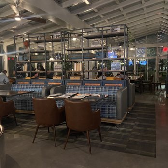 Hangar Two by Tangled Roots Brewing Company - Inside - Brewpubs Near Me - Glenview, Illinois