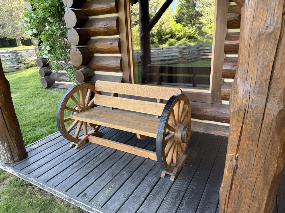 Bend Sisters Garden RV resort