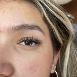 Lashitude Eyelash Extensions - Lashes by Alexis