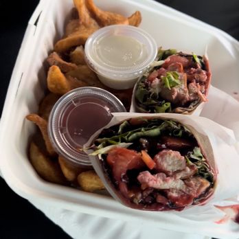 The Whiskey Barrel - Cranberry Chicken Walnut Wrap - Whiskey Bars Near Me - Port Jefferson, New York