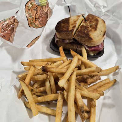 Pickles & Rye Deli by null