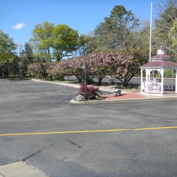 Mastapeter Memorial Home - Parking area - Funeral Services & Cemeteries Near Me - Bayville, New Jersey Mastapeter Memorial Home - Parking area - Funeral Services & Cemeteries Near Me - Bayville, New Jersey