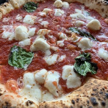 Pizzicletta - Margherita pizza - Pizza Near Me - Flagstaff, Arizona