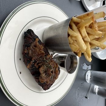 Coucou - Steak frites - Cocktail Bars Near Me - Venice, California Coucou - Steak frites - Cocktail Bars Near Me - Venice, California
