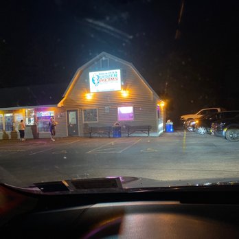 Rob & Deb's Frozen Dreams - Line isn't bad - Ice Cream & Frozen Yogurt Near Me - Glens Falls, New York Rob & Deb's Frozen Dreams - Line isn't bad - Ice Cream & Frozen Yogurt Near Me - Glens Falls, New York