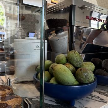 Façade Bakery - Counter & vibes - Bakeries Near Me - Coral Gables, Florida