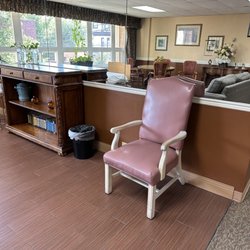 Briarwood Health Care Center - Third floor west lounge area