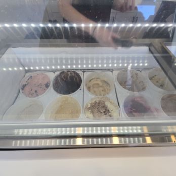 Batch Microcreamery - Ice Cream & Frozen Yogurt Near Me - Center Valley, Pennsylvania