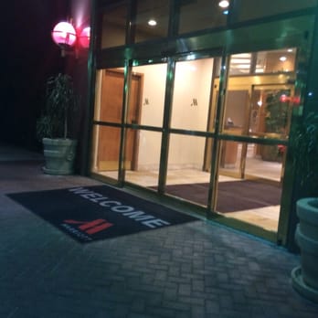 Marriott Phoenix Airport - Front entry! - Hotels Near Me - Phoenix, Arizona Marriott Phoenix Airport - Front entry! - Hotels Near Me - Phoenix, Arizona
