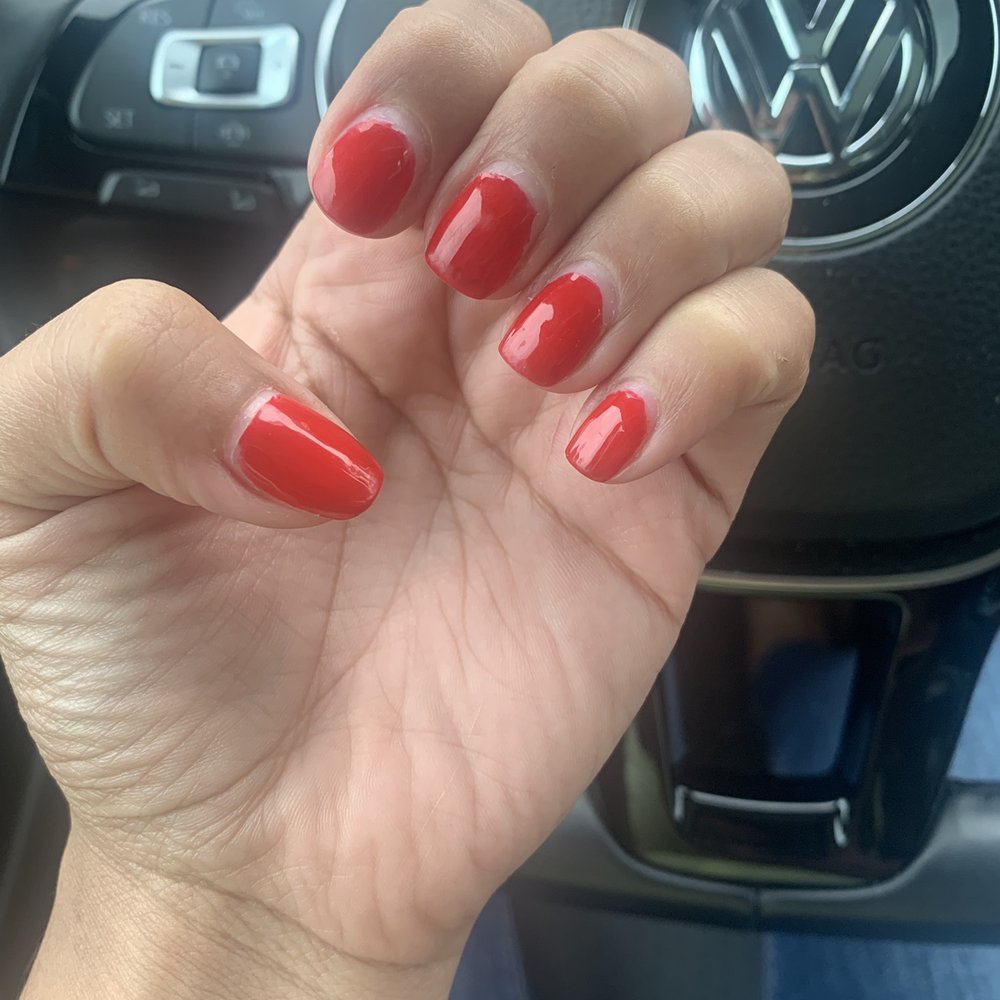 LumiGarnet NailSpa - Nail Salons Near Me - Miami, Florida