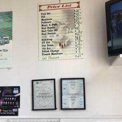 Gina's Best Nail Salon