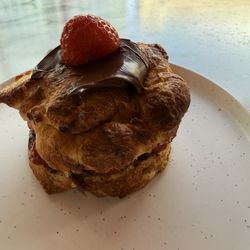 Estee Cafe Restaurant