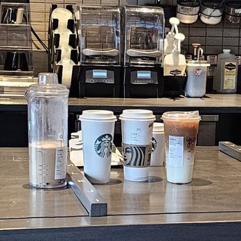 Starbucks - Coffee & Tea Near Me - Manor, Texas