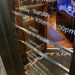 Sushi Palace - Somerville - The schedule for the restaurant. This was taken on 10/25.