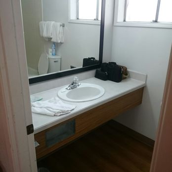 Motel 6 - Hotels Near Me - Madras, Oregon