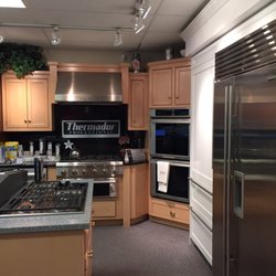 A & D Appliance Center