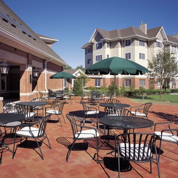 Meadow Ridge - Retirement Homes Near Me - Redding, Connecticut Meadow Ridge - Retirement Homes Near Me - Redding, Connecticut