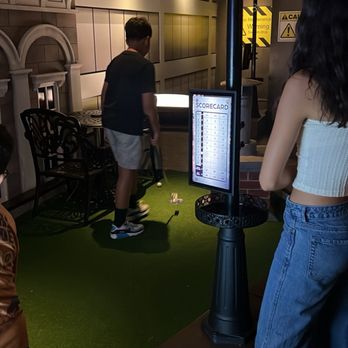 Puttery - Mini Golf Near Me - Miami, Florida
