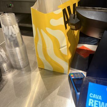 CAVA - Kyle was the best cashier I've ever had in my life!!! Gotta go get cava if you're hungry!!! - Mediterranean Near Me - Pasadena, California