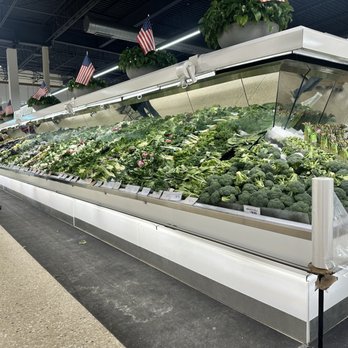 Pete's Fresh Market - Greens and produce - Grocery Near Me - Wheaton, Illinois Pete's Fresh Market - Greens and produce - Grocery Near Me - Wheaton, Illinois