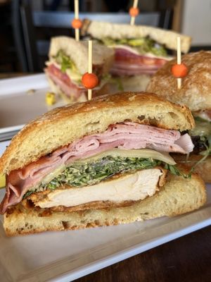 Evergreen Bread & Cocktail Lounge by null